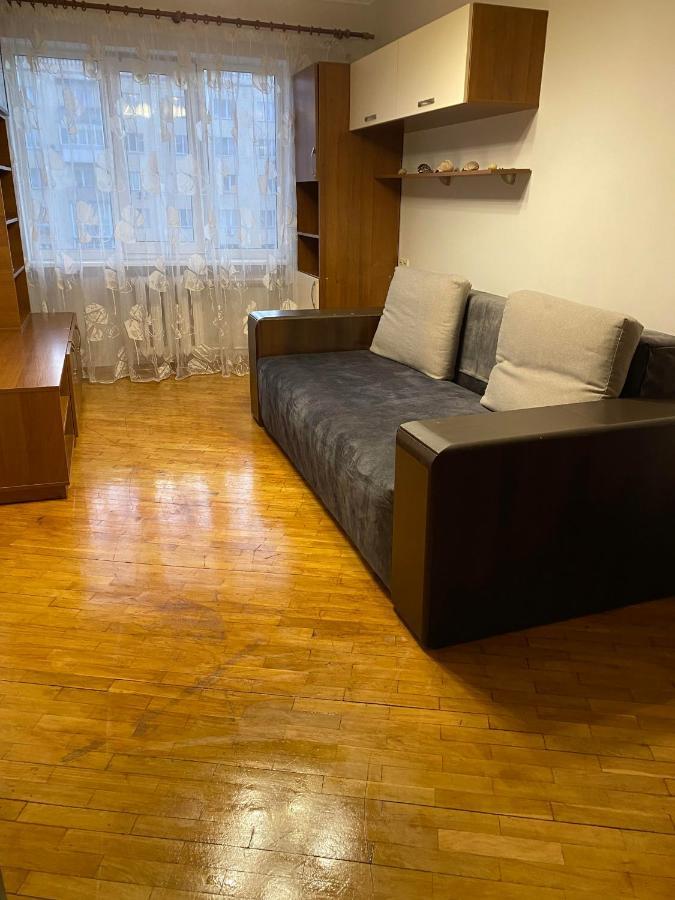Apartment Next To Metro Station Pechersk Kiev Buitenkant foto